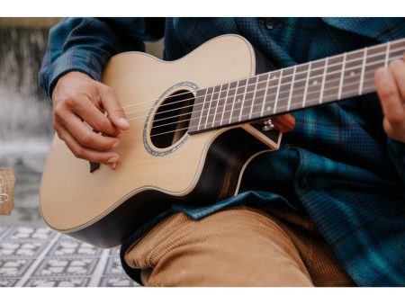 Guitarra Viaje |Nylon|Pre Amp EQ 2 Bandas|Afinador - Image 8