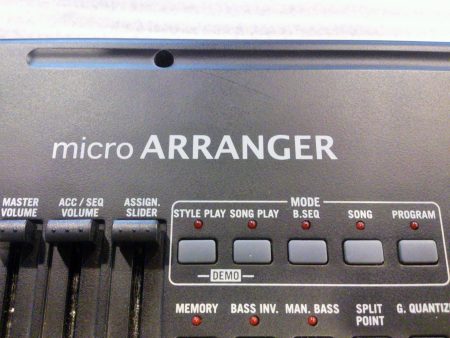 Arranger de 61 mini teclas - Image 2